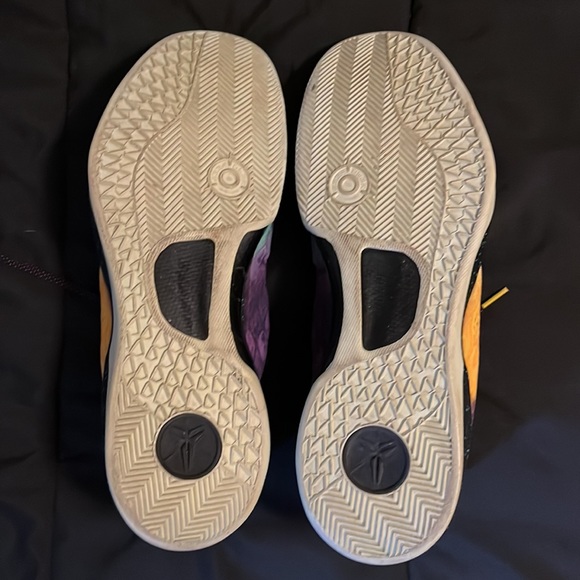 Kobe 8 System Easter (Size 14) (No Box) - Picture 2 of 5